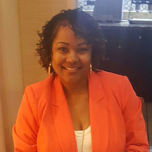 Meet your Posher, Kendra